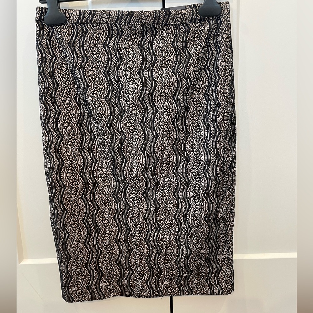 BOGO The Limited Black and Tan Geometric Lace Pencil Skirt Size 4
